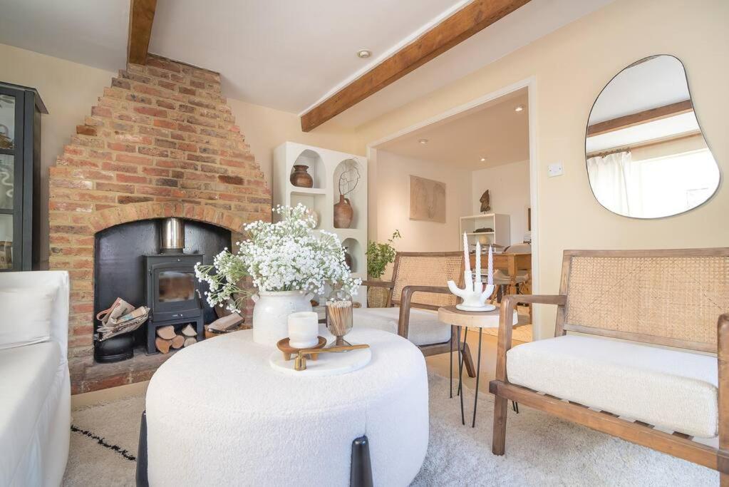Adorable 2 Bedroom Holiday home Hawkhurst